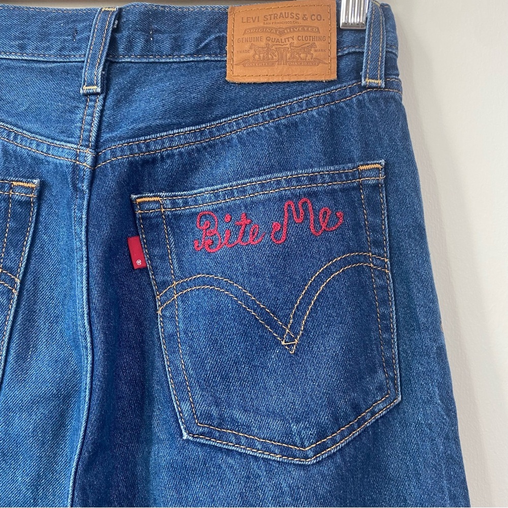 Levi's “Bite Me” Women's Ribcage Straight Leg Blue Jeans